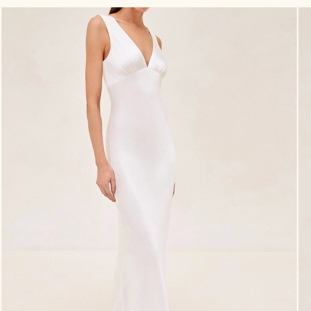 Alexis "Celine" white gown - Picture 2 of 13